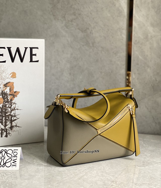 Loewe羅意威Puzzle女款系列拼色小號手提肩背包 lyw1233